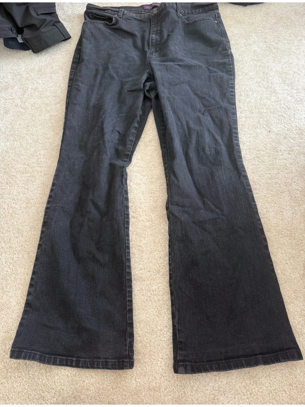 Gloria Vanderbilt Black Amanda Flare Jeans